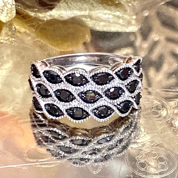 1 Carat Genuine Black Diamond 3 Row Anniversary Band Ring ~ Cocktail Dinner Ring - Picture 9 of 16